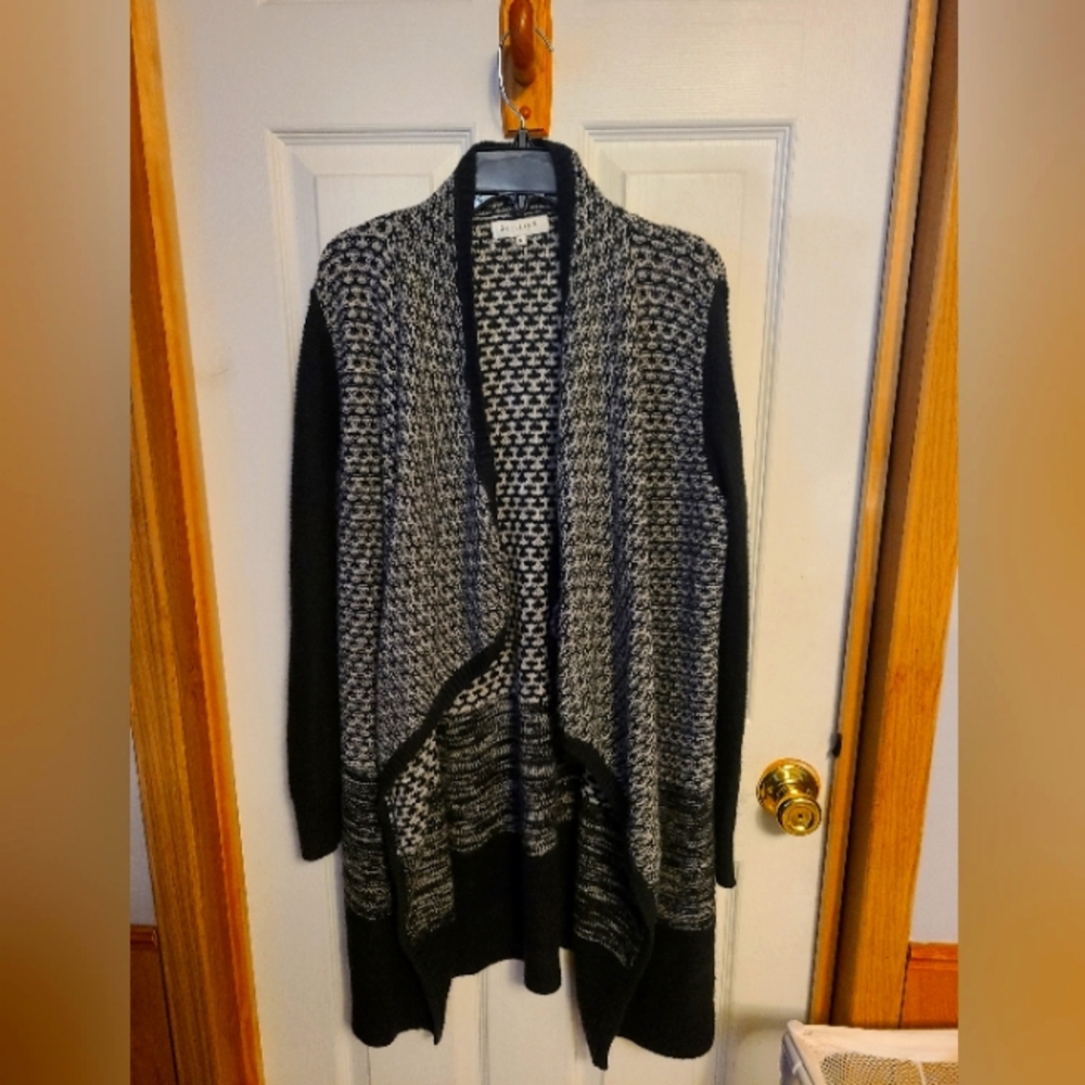 Women's Long Cardigan Sweater-Medium
